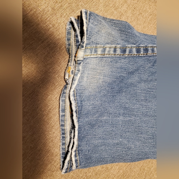 True Religion Joey Distressed Jean's- Size 33 - Picture 5 of 5